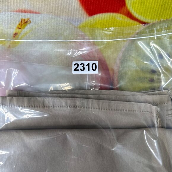 Wrangler Mens Size 40x30 Beige Straight Fit Khaki Pants Durable Casual Wear - Picture 8 of 11